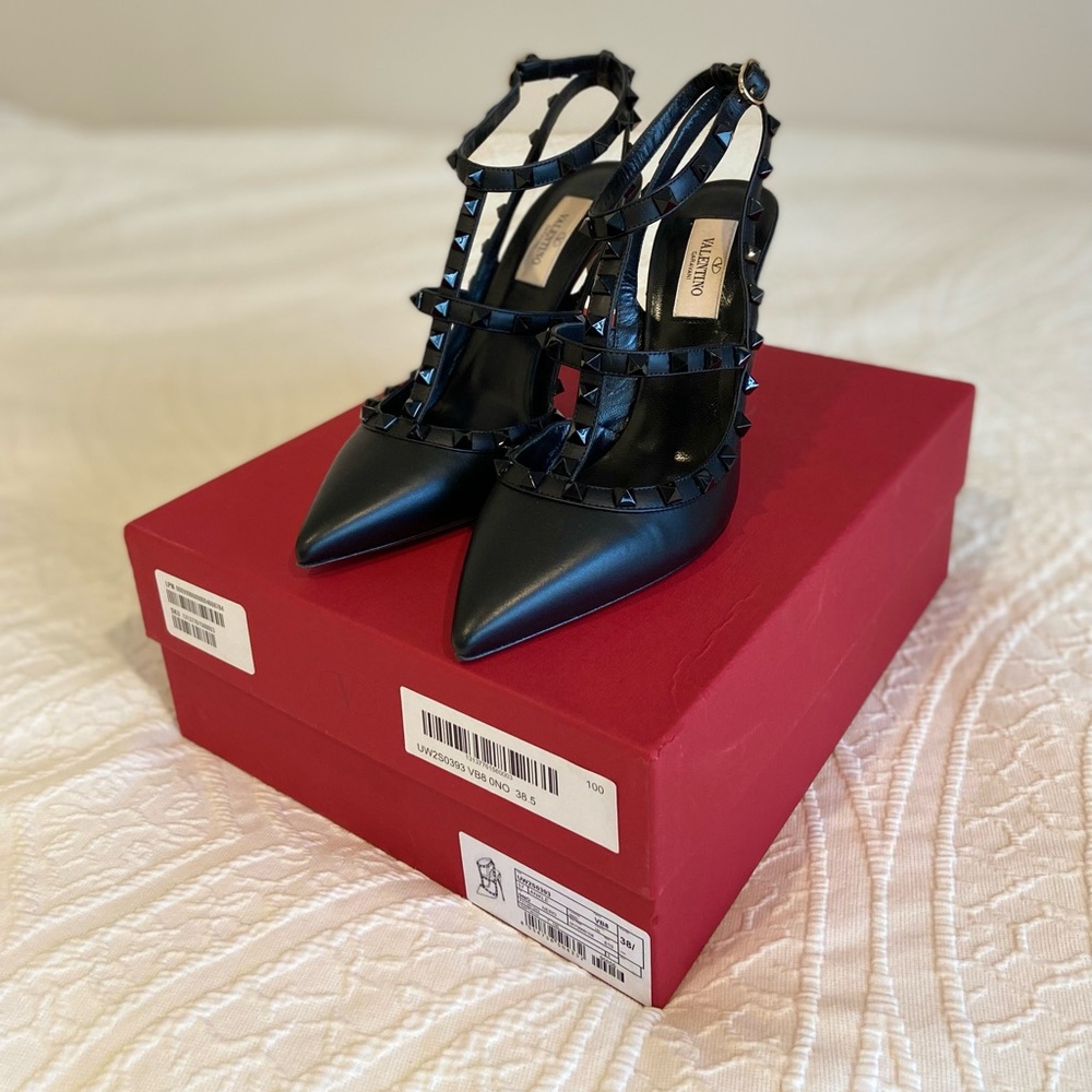 VALENTINO ROCKSTUD ANKLE STRAP PUMP WITH TONAL STUDS 100 MM (38.5, US 8.5)